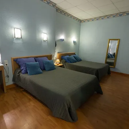 Hotell Nova 2*